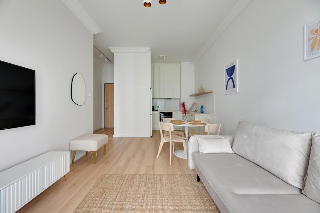 Zajezdnia Wrzeszcz Seaside & Parking By Downtown Apartments Gdańsk Exterior foto