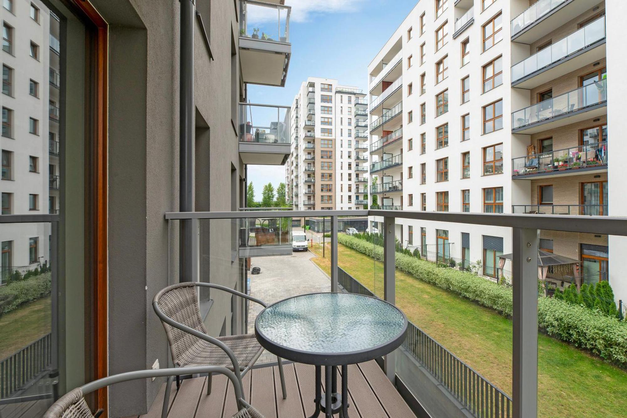 Zajezdnia Wrzeszcz Seaside & Parking By Downtown Apartments Gdańsk Exterior foto